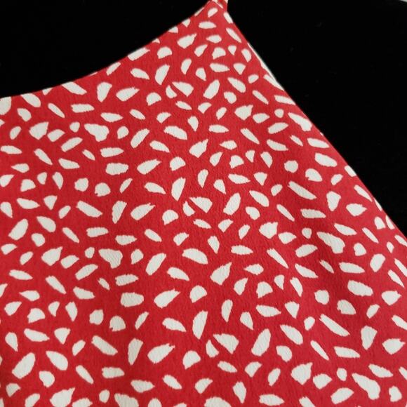 Abbeline High Neck Sleeveless Thin Strap Keyhole Tie Front Crop Top Medium - Picture 8 of 9